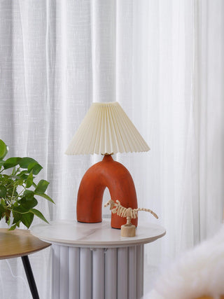 Arched Pleated Table Lamp Ledecoo