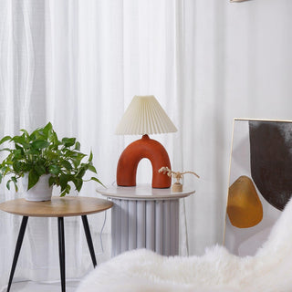 Arched Pleated Table Lamp Ledecoo