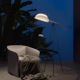 Heart Wing Tripod Floor Lamp Ledecoo