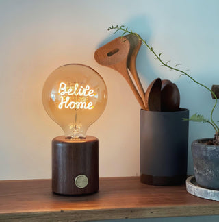 Kuitt Smiley Built-in Battery Table Lamp Ledecoo