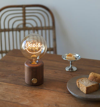 Kuitt Smiley Built-in Battery Table Lamp Ledecoo