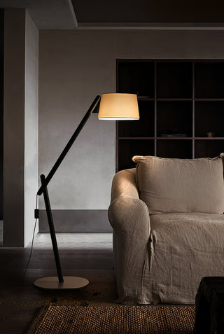 Lean Pivot Floor Lamp Ledecoo