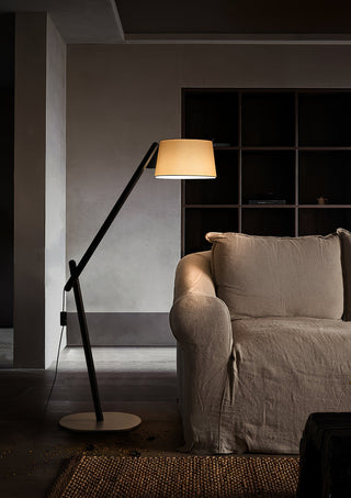 Lean Pivot Floor Lamp Ledecoo