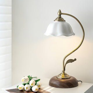 Vintage Laiton Table Lamp Ledecoo