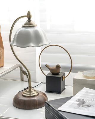 Vintage Laiton Table Lamp Ledecoo