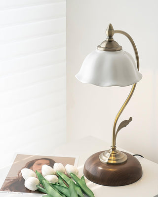 Vintage Laiton Table Lamp Ledecoo